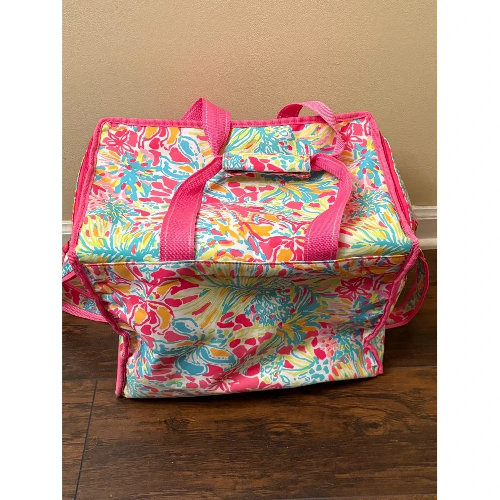 Lilly Pulitzer Insulated Cooler Bag Floral Pink Blue Yellow Beach Picnic Tote